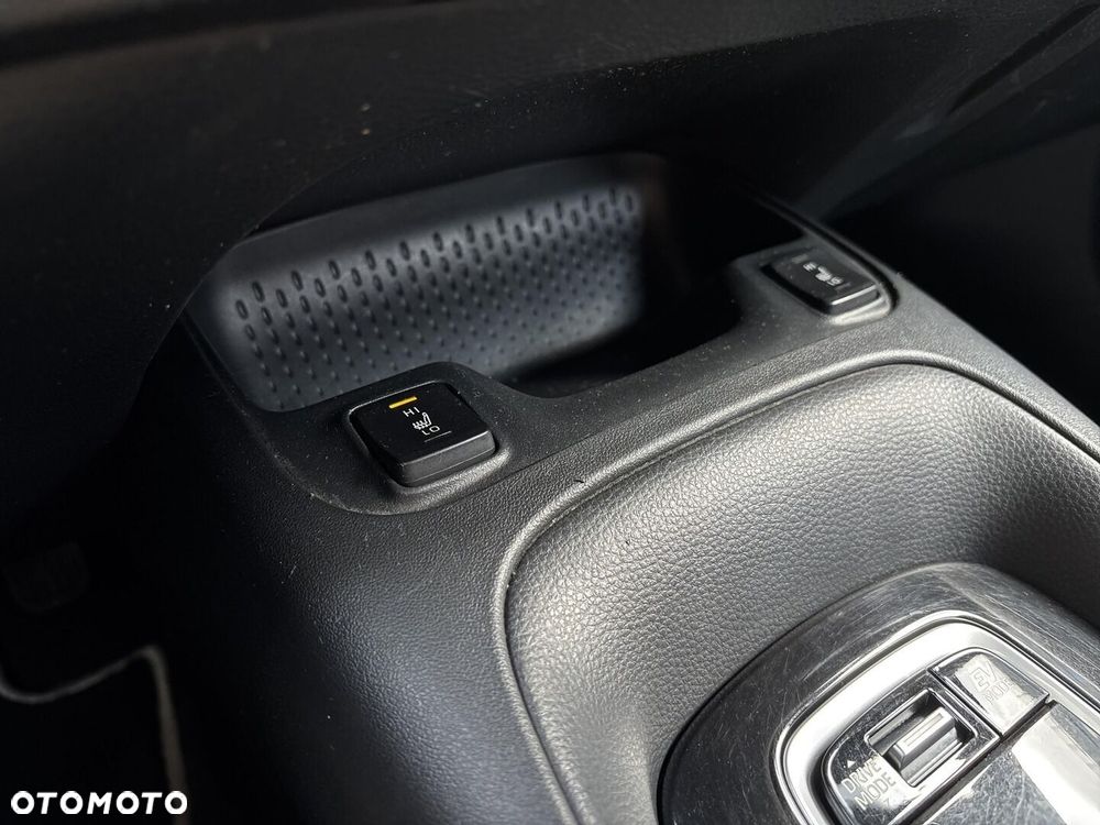 Toyota Corolla 1.8 Hybrid Comfort - 30