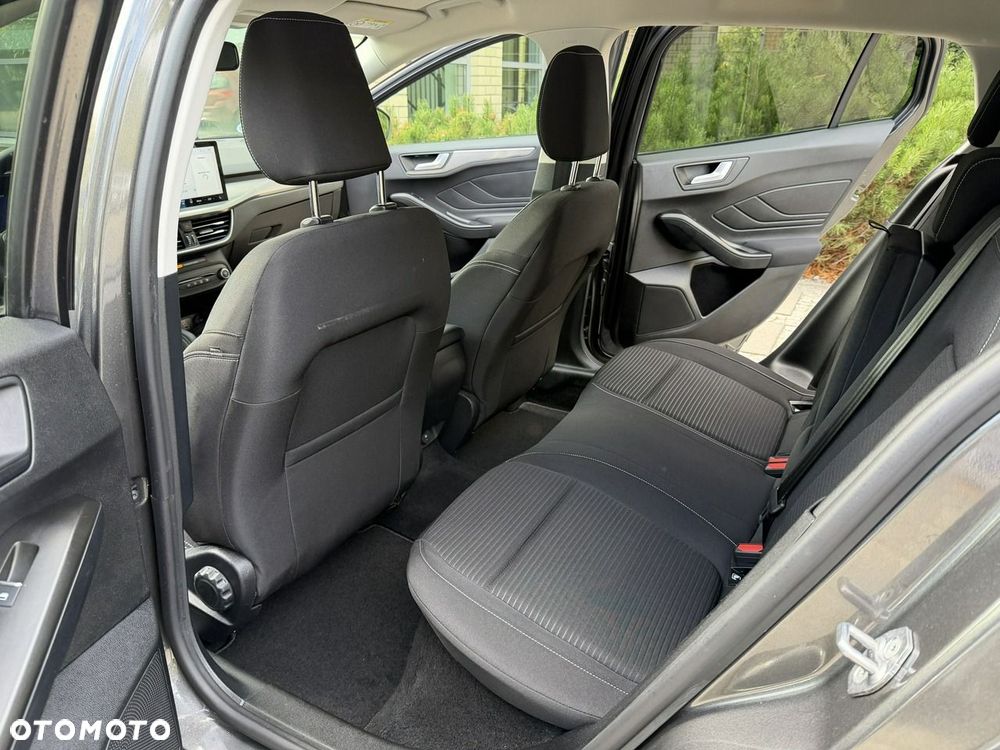 Ford Focus - 21