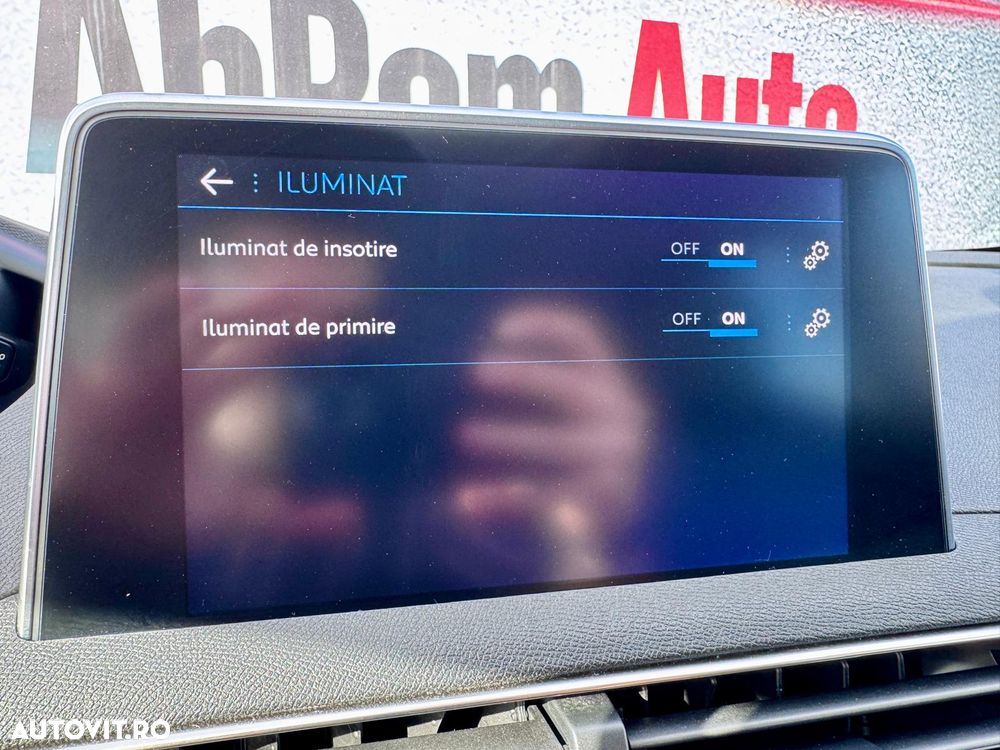 Peugeot 3008 1.2 PureTech S&S EAT8 Allure - 16