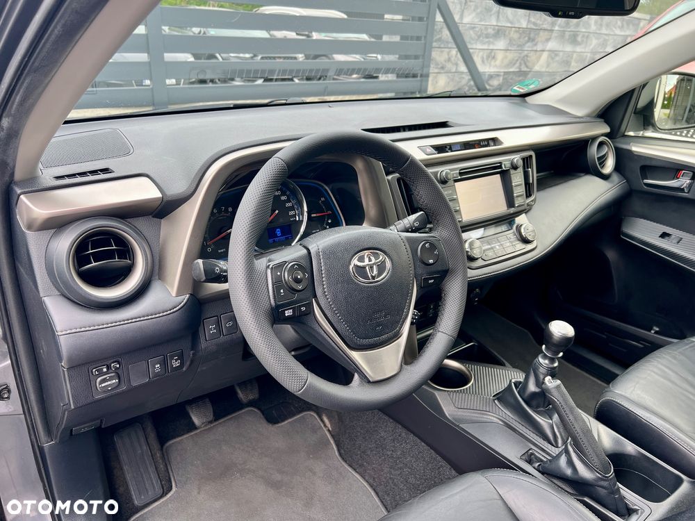 Toyota RAV4 2.0 4x4 Executive - 16