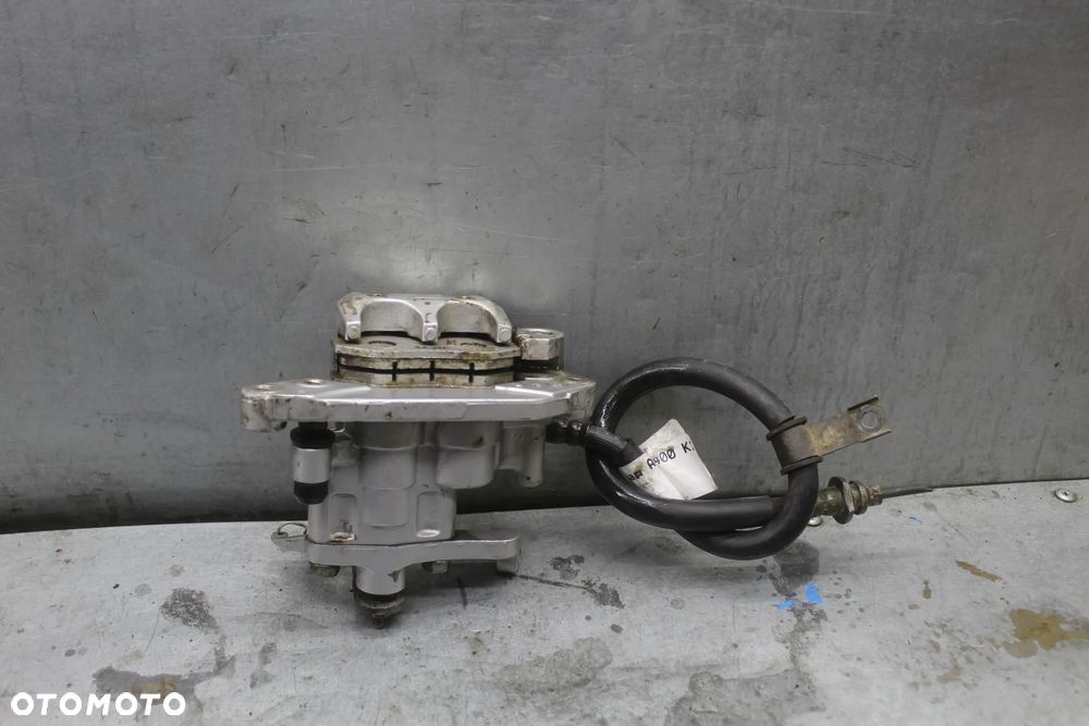 Suzuki Burgman AN 400 K1 Gaźnik Zacisk hamulcowy tył tylny ręczny - 2