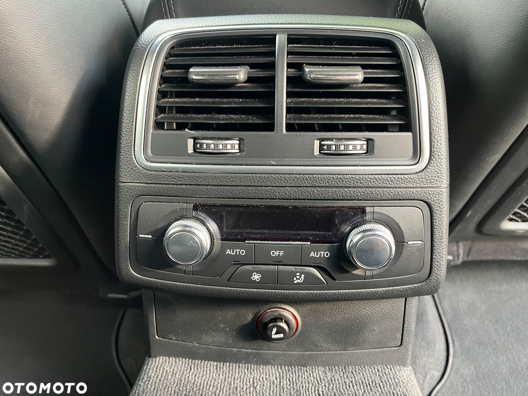 Audi A6 Avant 2.0 TDI Ultra DPF S tronic - 12