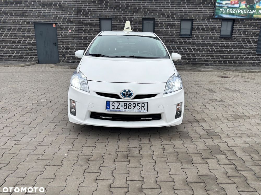 Toyota Prius - 2