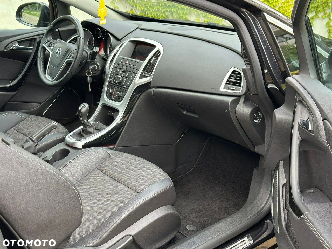 Opel Astra GTC 1.4 Turbo - 7
