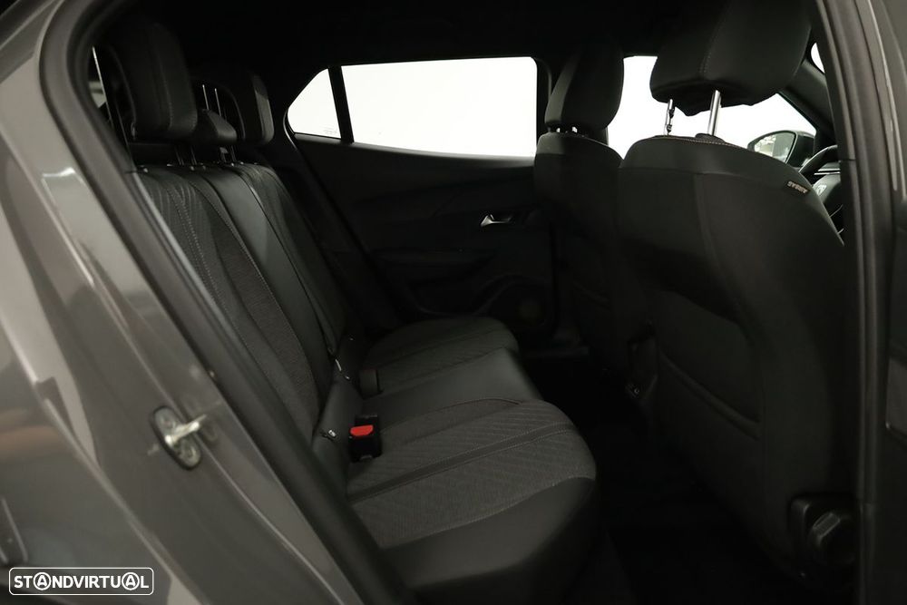 Peugeot e-2008 50 kWh Allure - 23