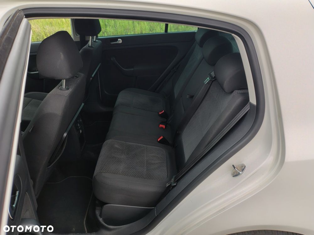 Volkswagen Golf Plus 1.6 TDI DPF BlueMotion Technology Comfortline - 15