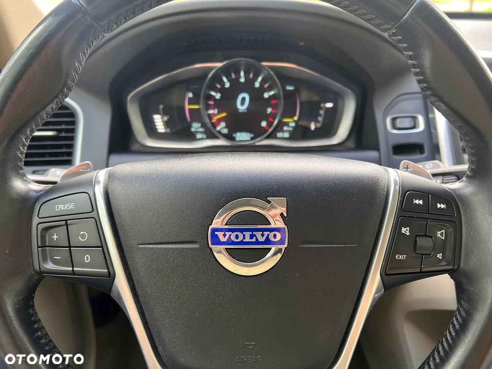 Volvo XC 60 T6 AWD Edition Pro - 9