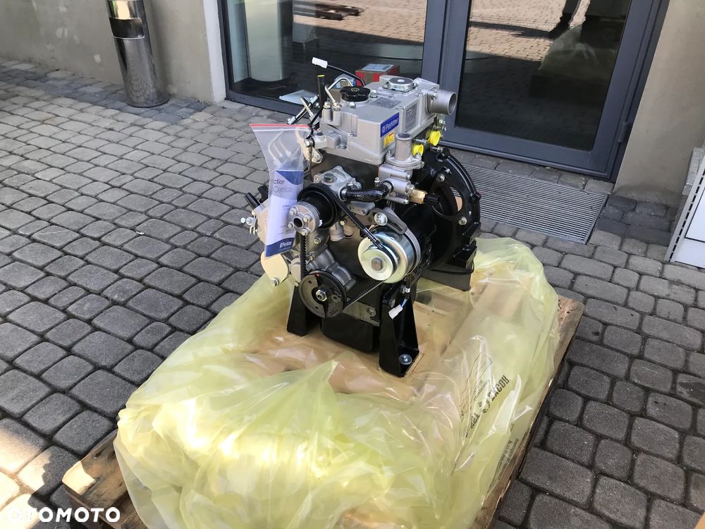 SILNIK Perkins 403D-11 403D 11 15499netto - 4