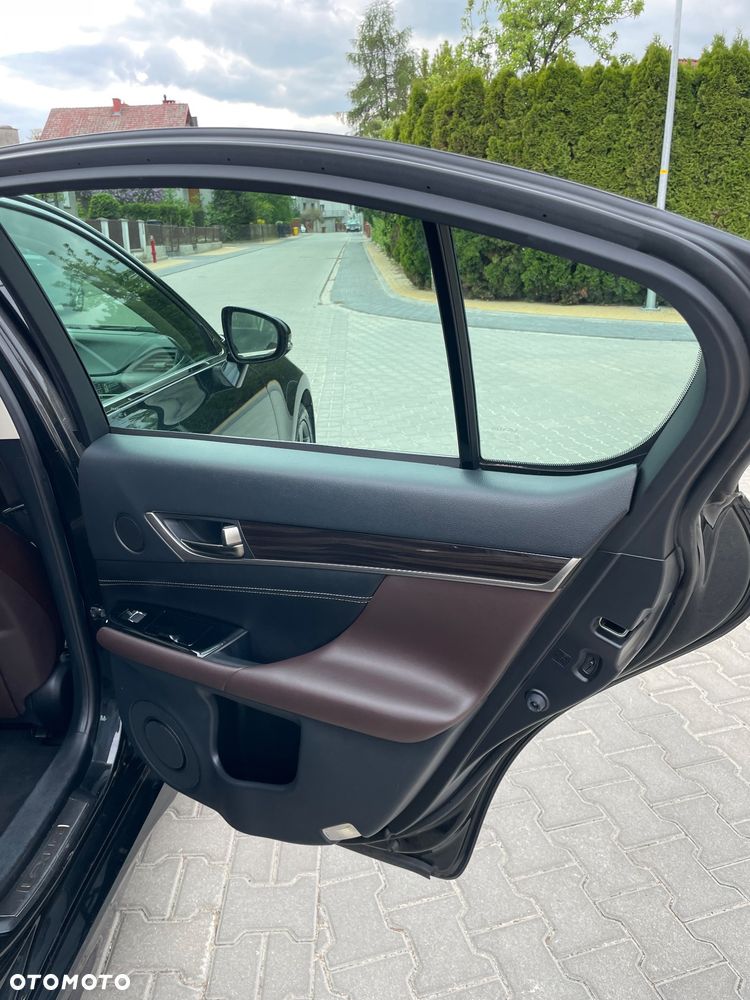 Lexus GS 200t / 300 Prestige - 18