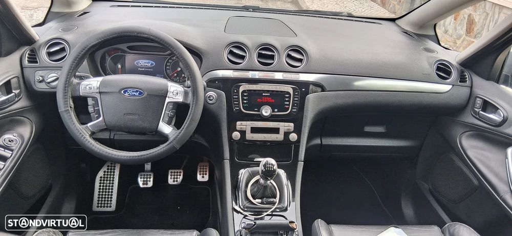 Ford S-Max 2.2 TDCi Titanium 7L - 7