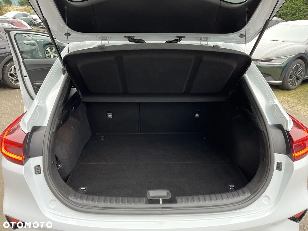 Kia XCeed 1.0 T-GDI L - 17