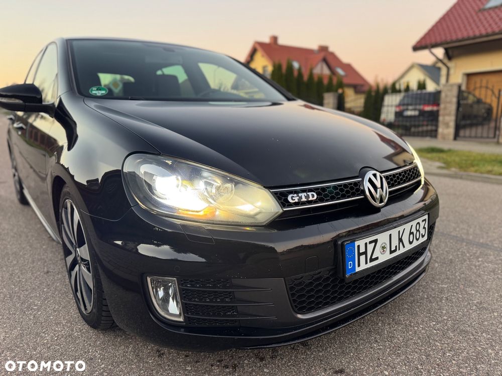 Volkswagen Golf 2.0 TDI DPF DSG GTD - 2