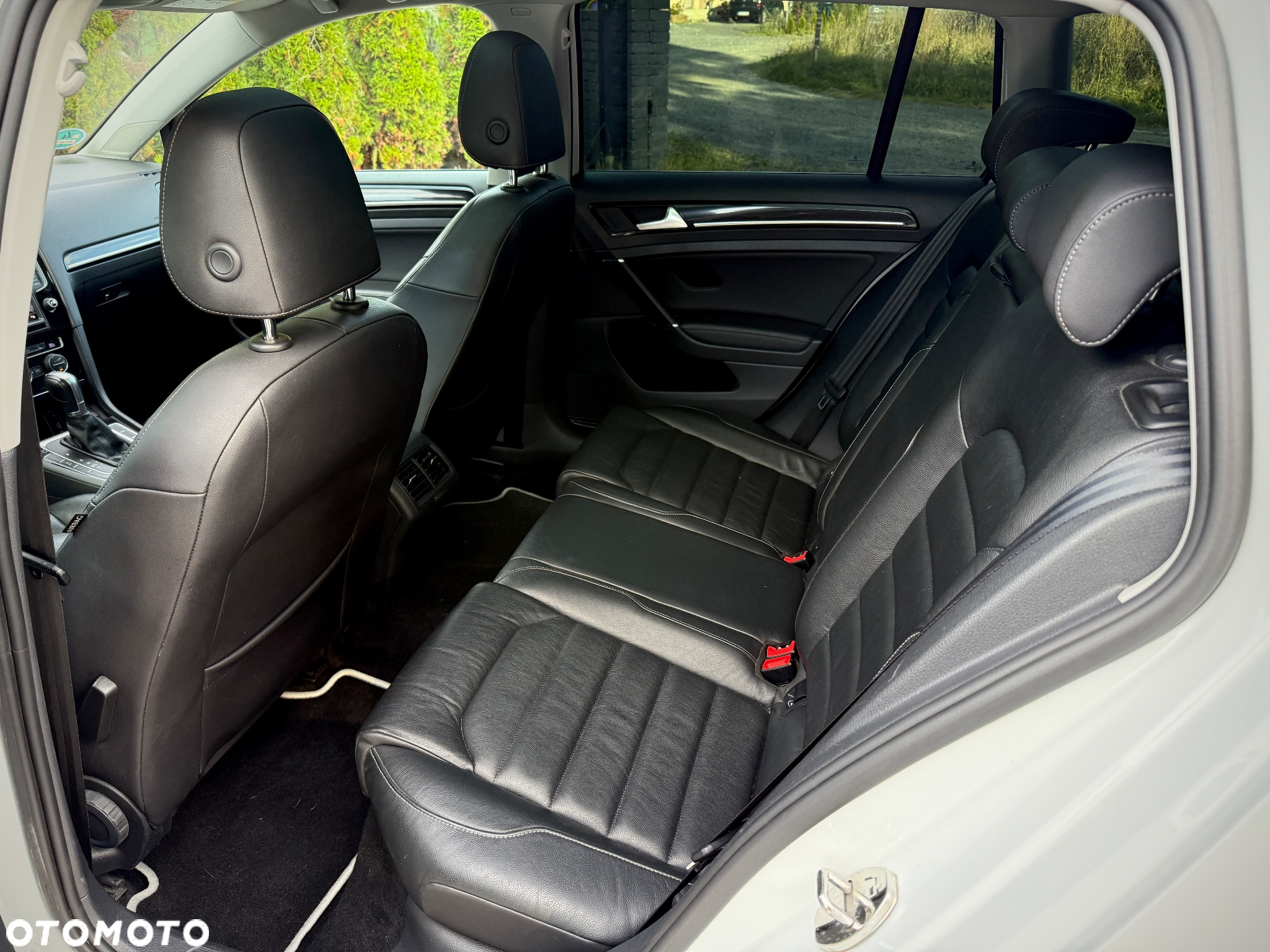 Volkswagen Golf VII 2.0 TDI BMT Highline DSG - 11