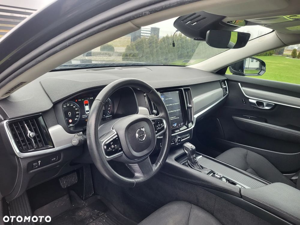 Volvo S90 - 25