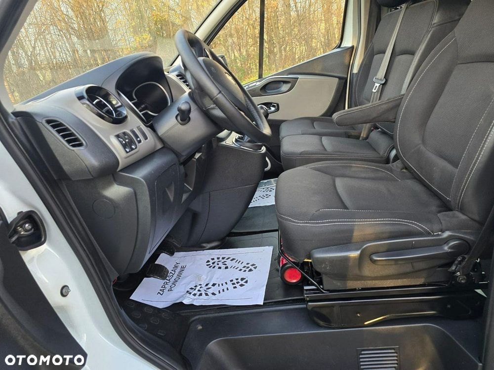 Renault Trafic - 11