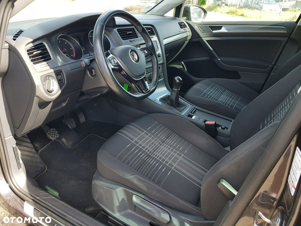 Volkswagen Golf 1.6 TDI BlueMotion Technology Lounge - 11