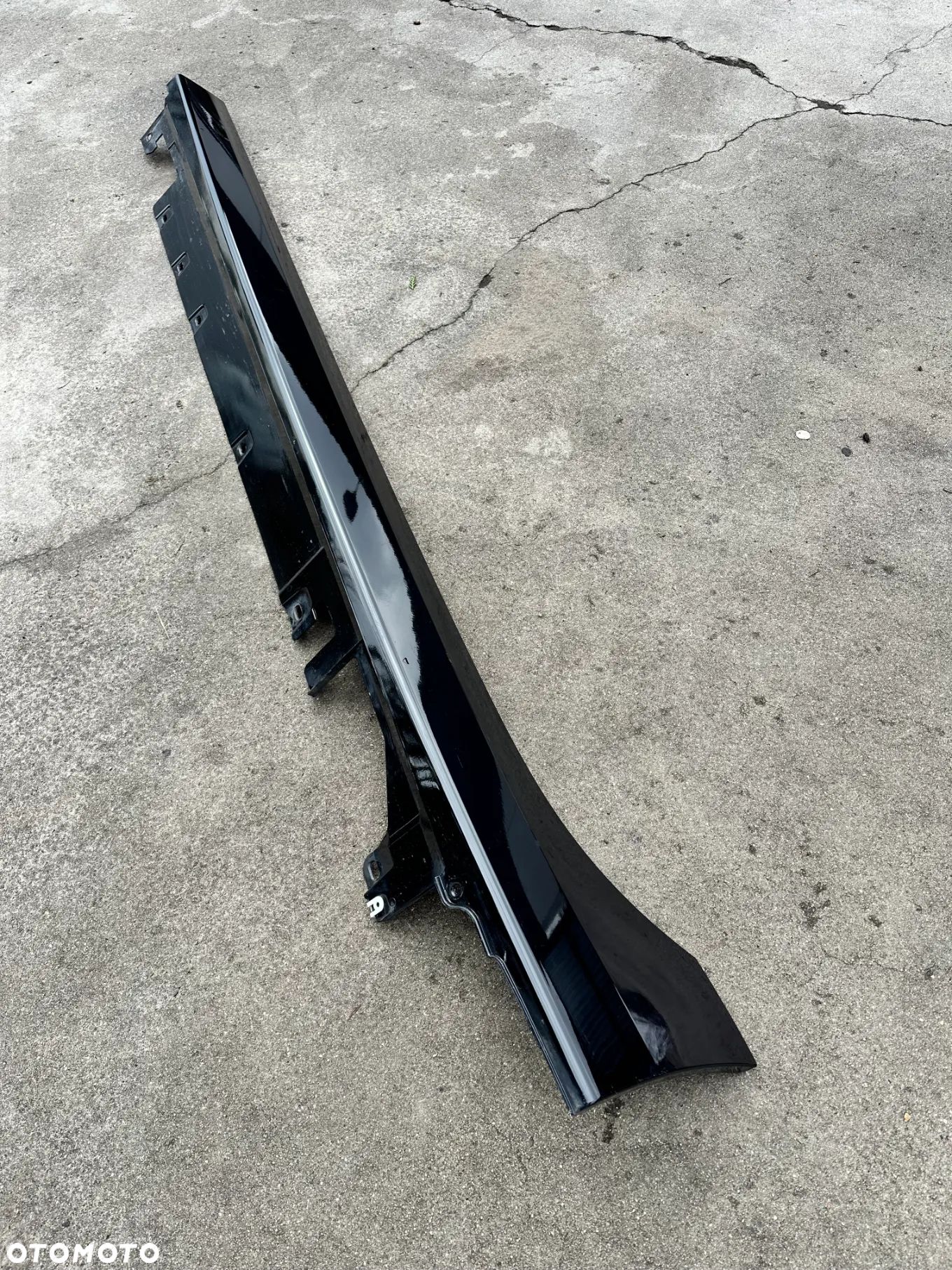 Próg Listwa Progowa Lewa BMW 1 F40 Kolor 668 7461381 - 1