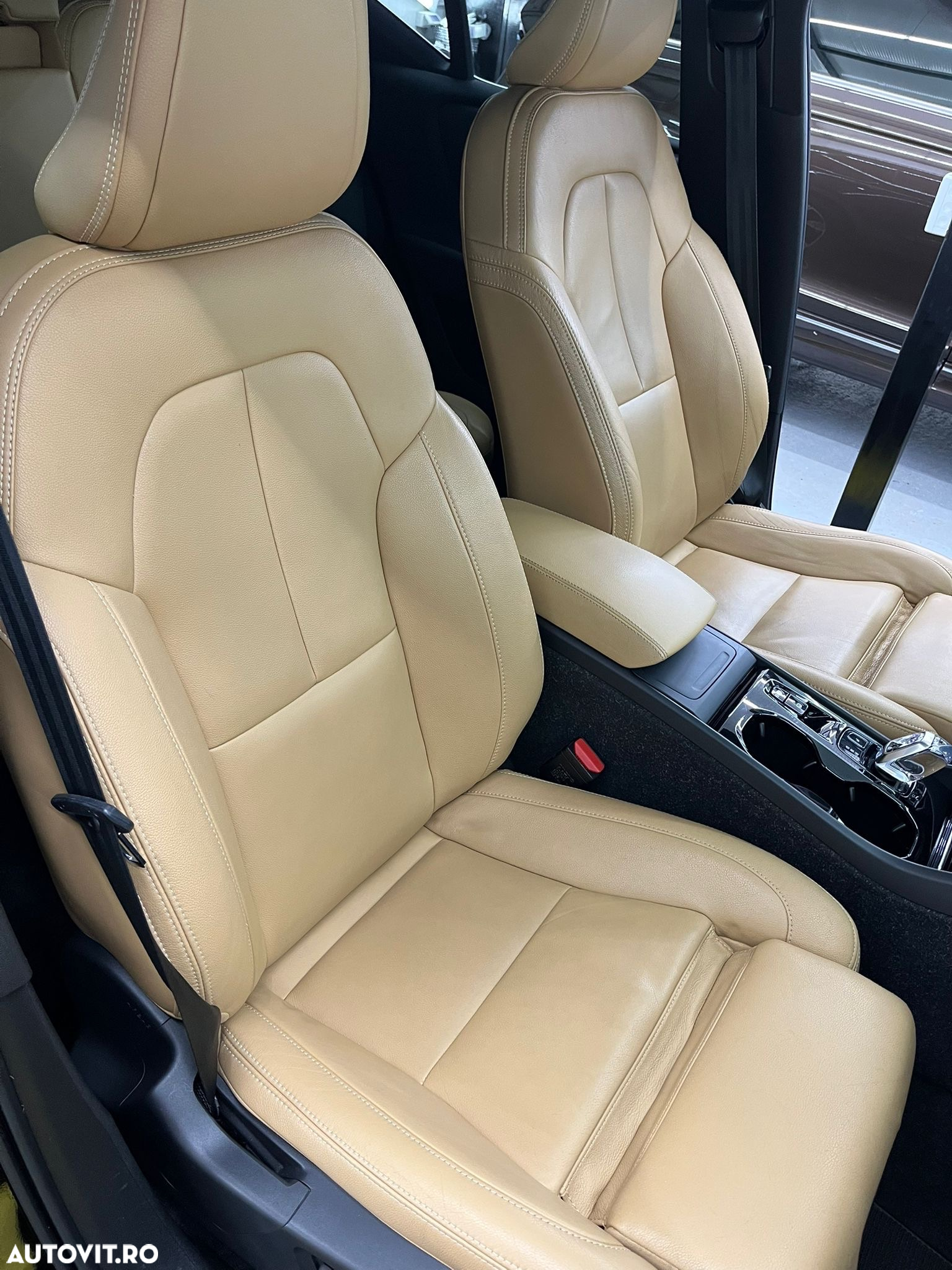 Volvo XC 40 T3 Inscription - 16