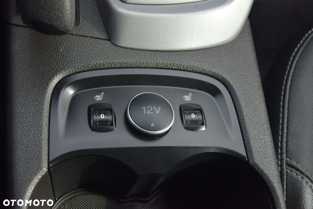 Ford Focus - 34