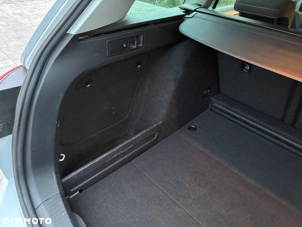 Volkswagen Golf 1.4 TSI BMT Highline - 12