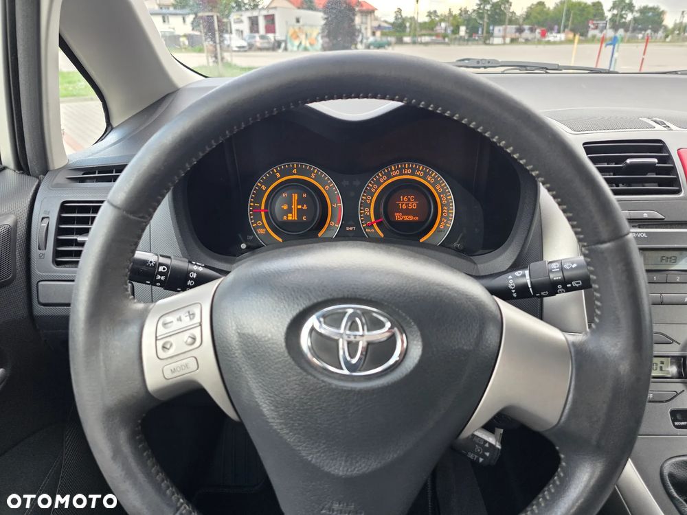 Toyota Auris 1.6 Life - 29