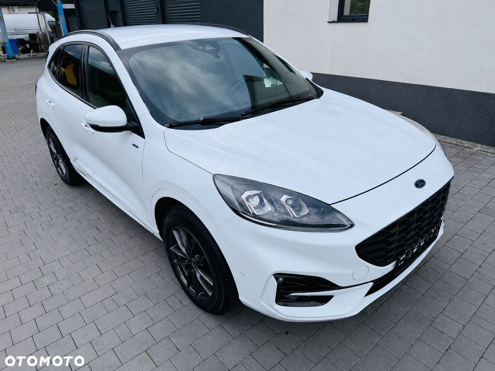 Ford Kuga 2.5 Duratec FHEV 4x4 ST-LINE X - 2