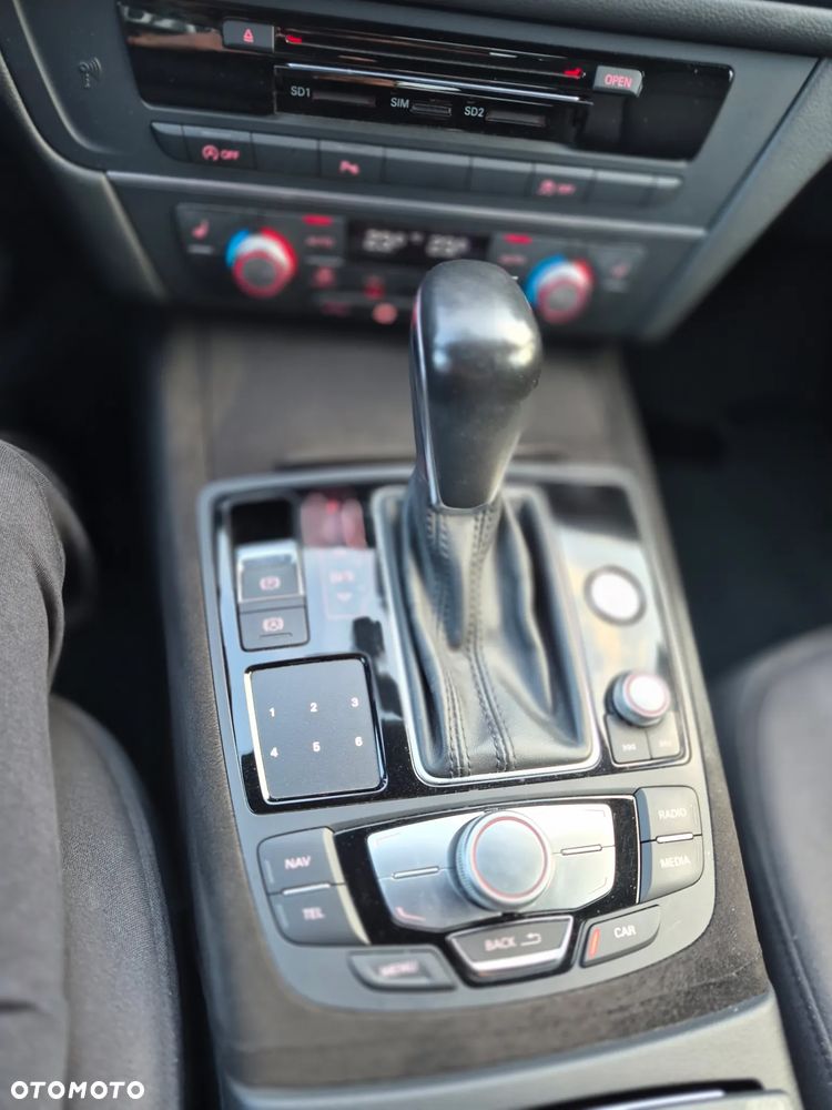 Audi A6 Avant 3.0 TDI S tronic - 26