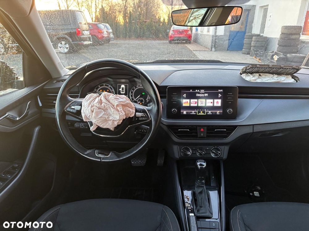 Skoda Kamiq 1.0 TSI DSG Active - 30