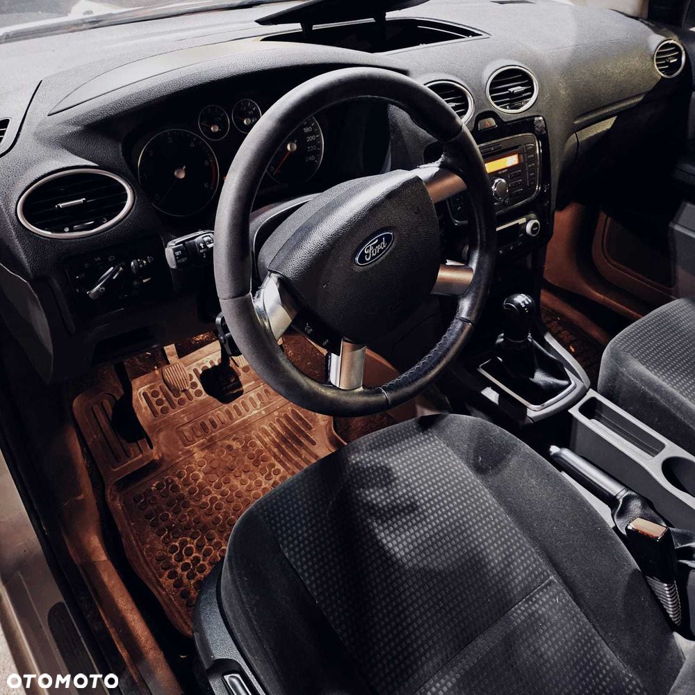 Ford Focus - 5