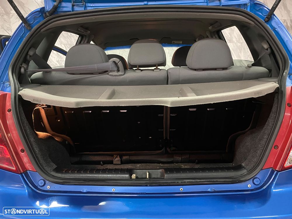 Chevrolet Kalos 1.2 SE AC - 23