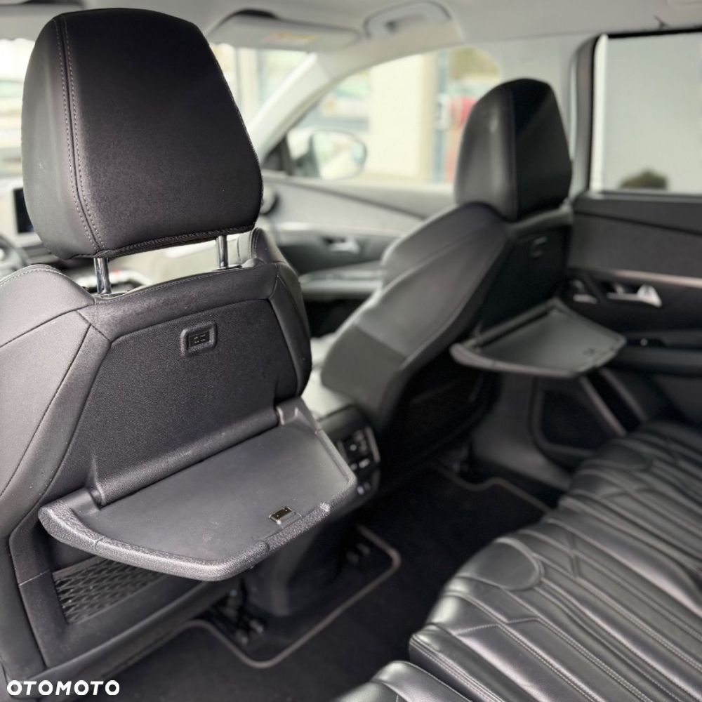 Peugeot 5008 - 32