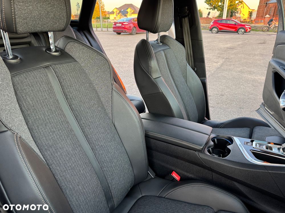 Peugeot 3008 BlueHDi 130 Stop & Start EAT8 GT Pack - 27