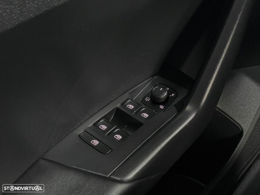 VW T-Cross 1.0 TSI Life - 7