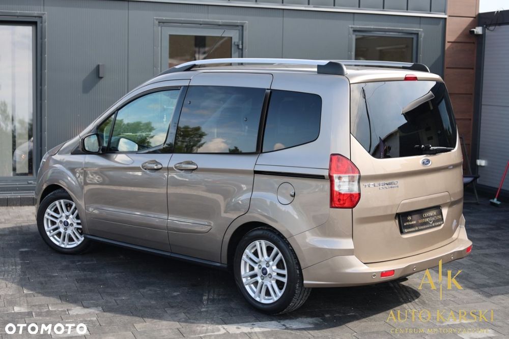 Ford Tourneo Courier - 15