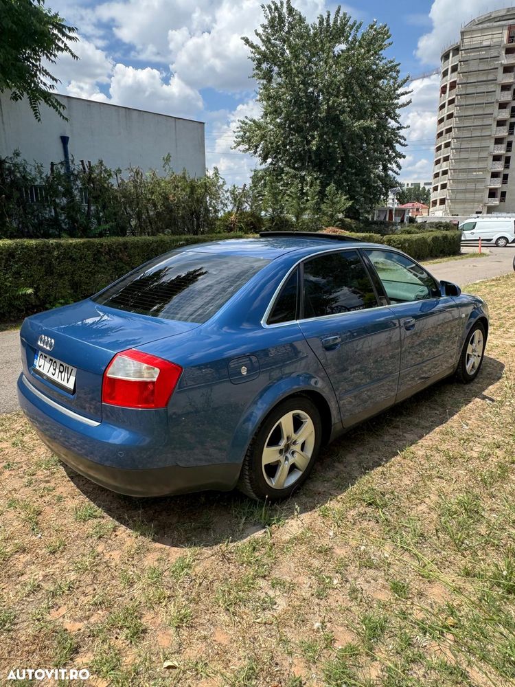 Audi A4 Limuzina - 7
