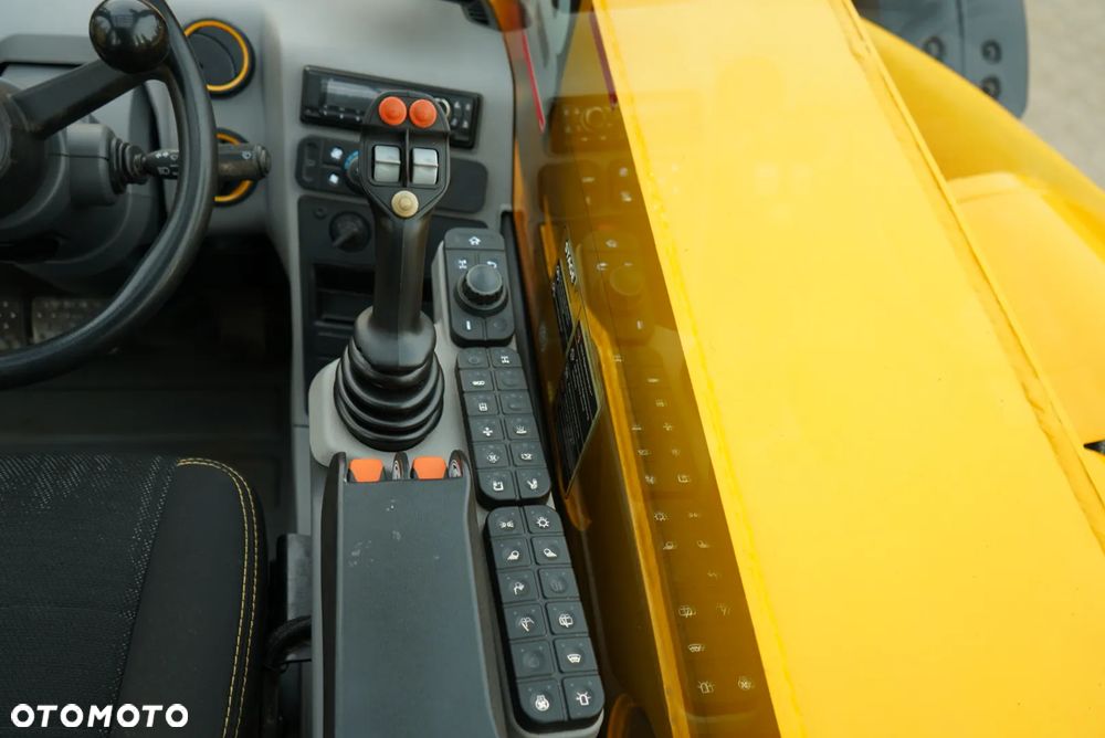 JCB 542-70 AGRI PRO - 12