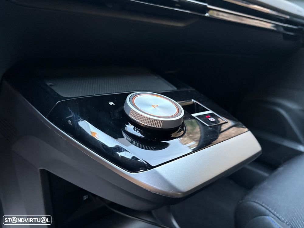 MG MG4 64 kWh Comfort - 12