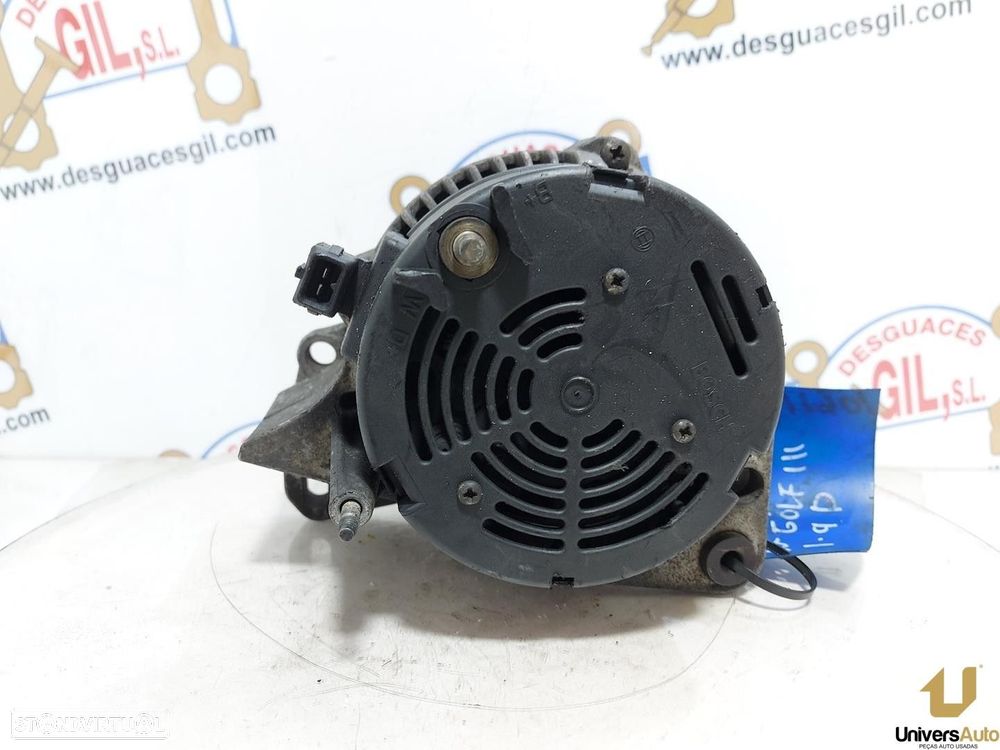ALTERNADOR VOLKSWAGEN GOLF III 1996 -028903025G - 2
