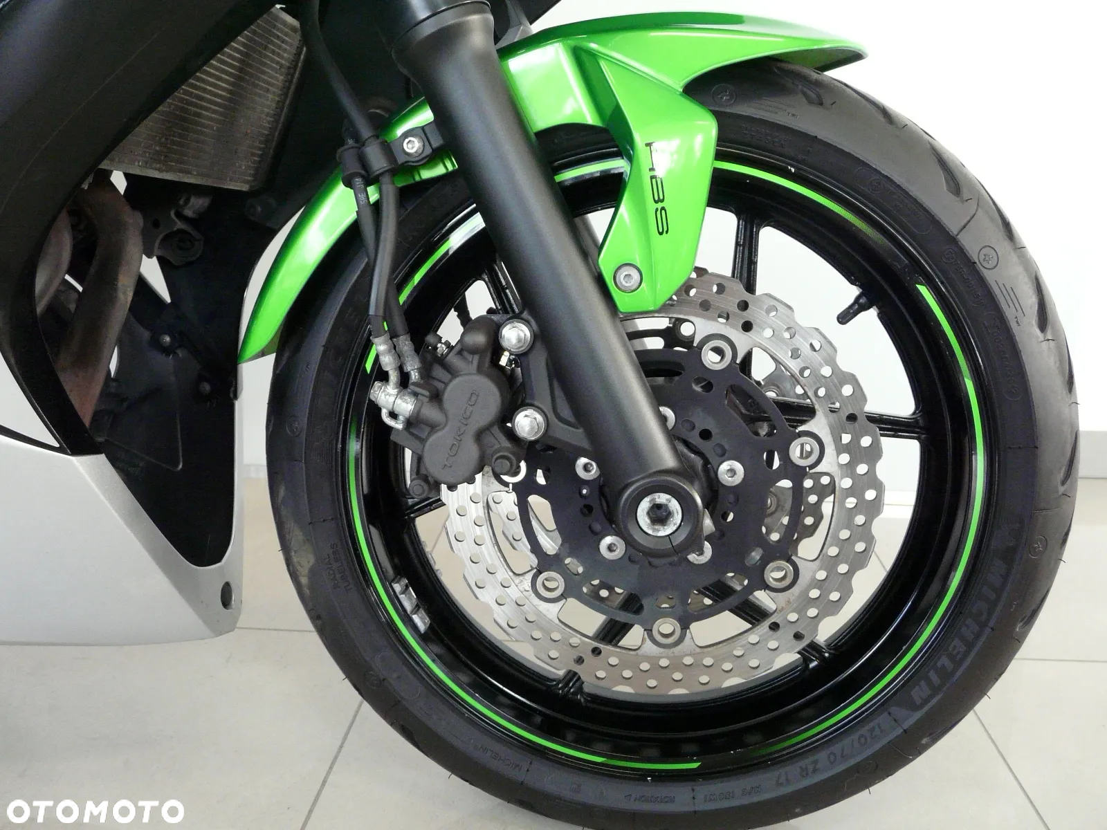 Kawasaki ER - 7