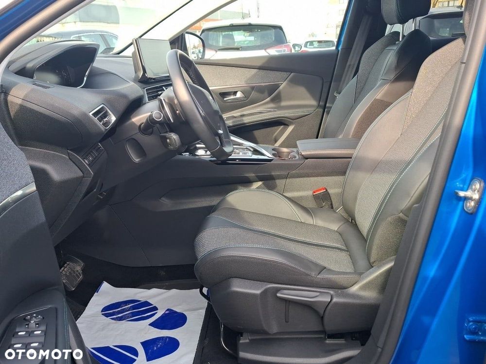 Peugeot 3008 1.2 PureTech Allure Pack S&S EAT8 - 11