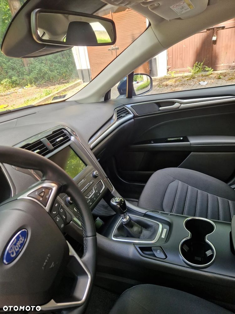 Ford Mondeo - 23