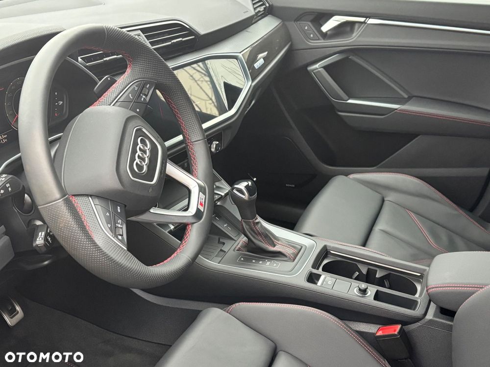 Audi Q3 45 TFSI Quattro S tronic S line - 22