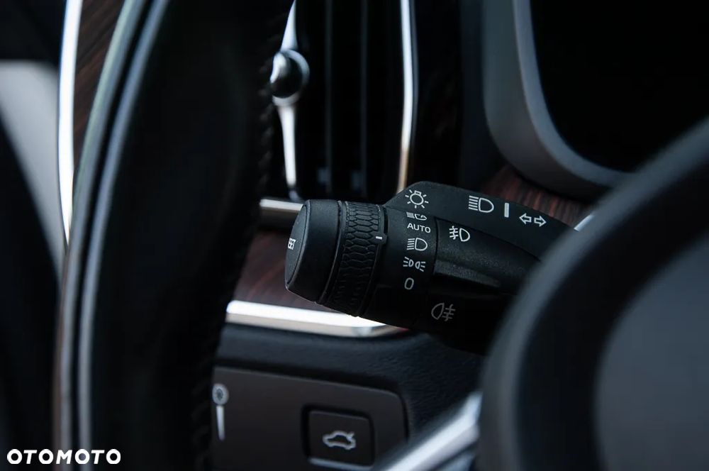 Volvo XC 60 D4 AWD Inscription - 26