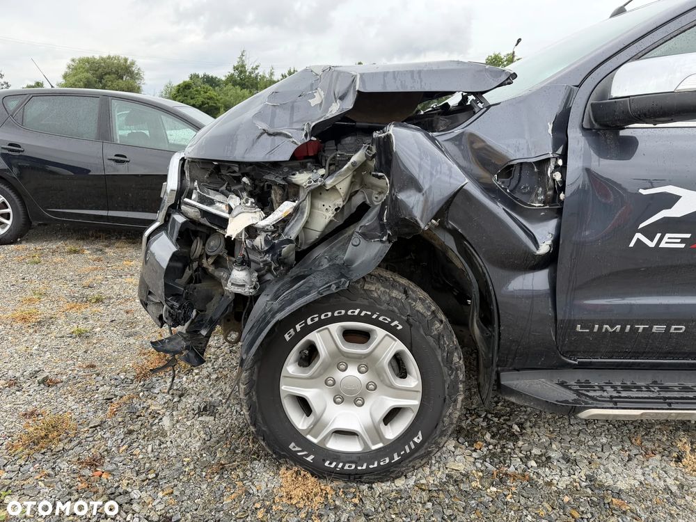 Ford Ranger Limited - 16
