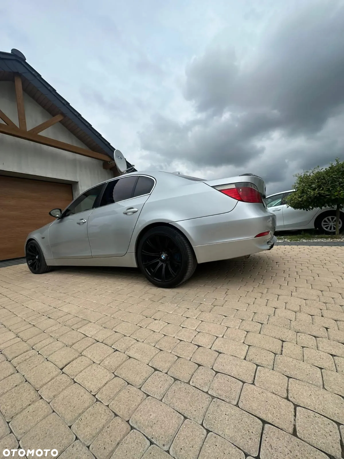BMW Seria 5 525d - 2