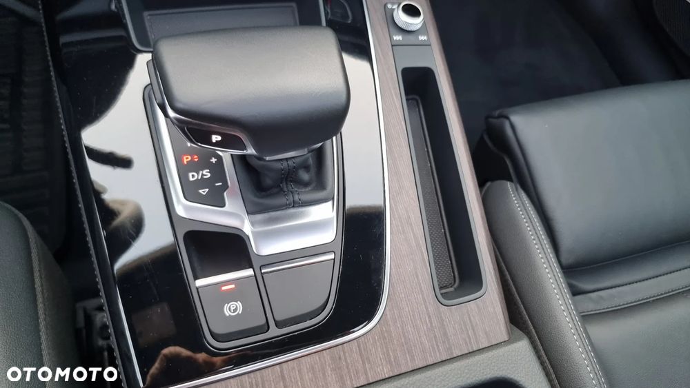Audi Q5 40 TFSI mHEV Quattro S Line S tronic - 23