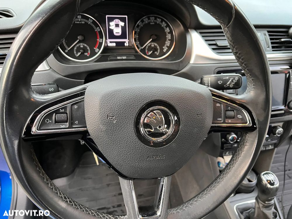 Skoda RAPID 1.0 TSI Clever - 17