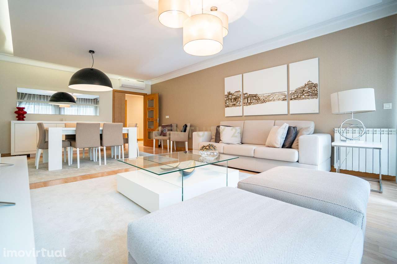 Apartamento T3 com duas varandas no Parque das Nações - Grande imagem: 3/46