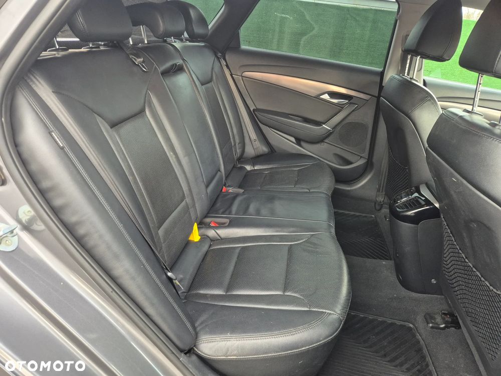 Hyundai i40 Kombi blue 1.7 CRDi Family+ - 22