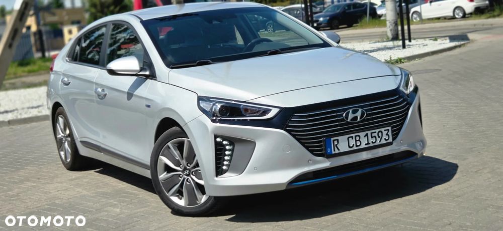 Hyundai IONIQ 1.6 GDI Premium - 3